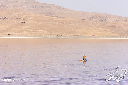 گردشگری کرونایی در دریاچه ارومیه گردشگری کرونایی در دریاچه ارومیه